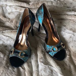 Carlos Santana Blue/Green the perfect Mermaid heel